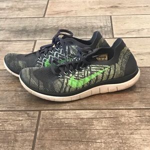 Women’s Nike Flyknit Sneakers size 7